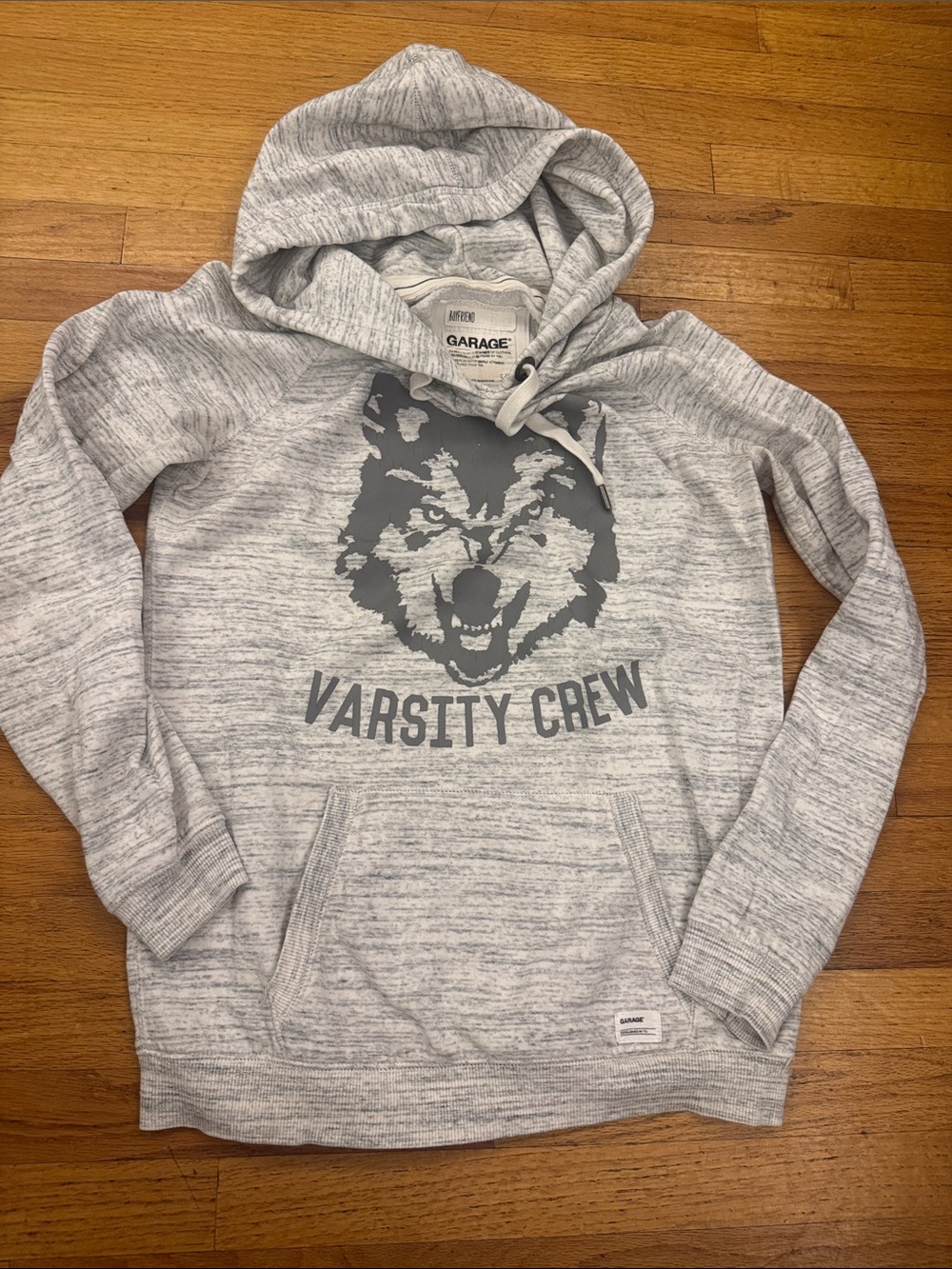 Garage Heather grey sweatshirt with Varsity Crew wolf Small